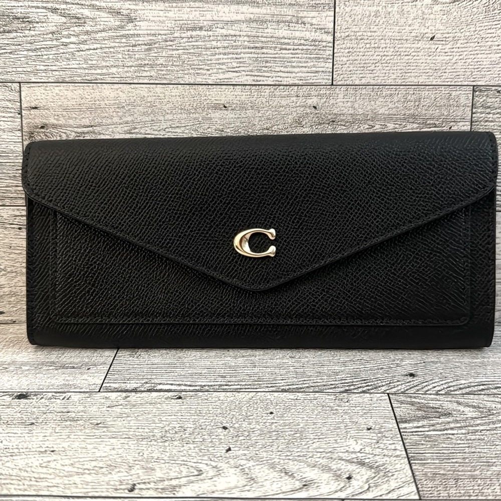 COACH Leather Wyn Soft Wallet ✨NWOT✨